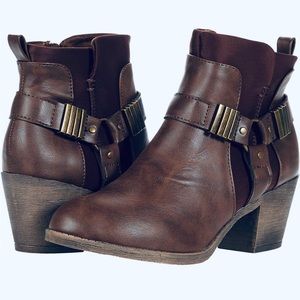 Rocket Dog Setty Booties Ladies size 7.5 Great condition with original box!